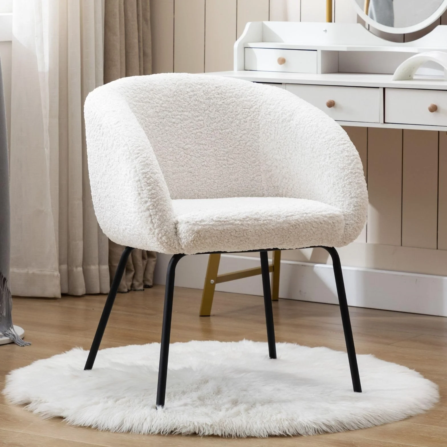 chairus Schminktisch Stuhl aus Kunstfell Loungesessel Schlafzimmer, Moderne Cocktailsessel mit Metallbeine Polsterstuhl für Wohnzimmer, Weiß