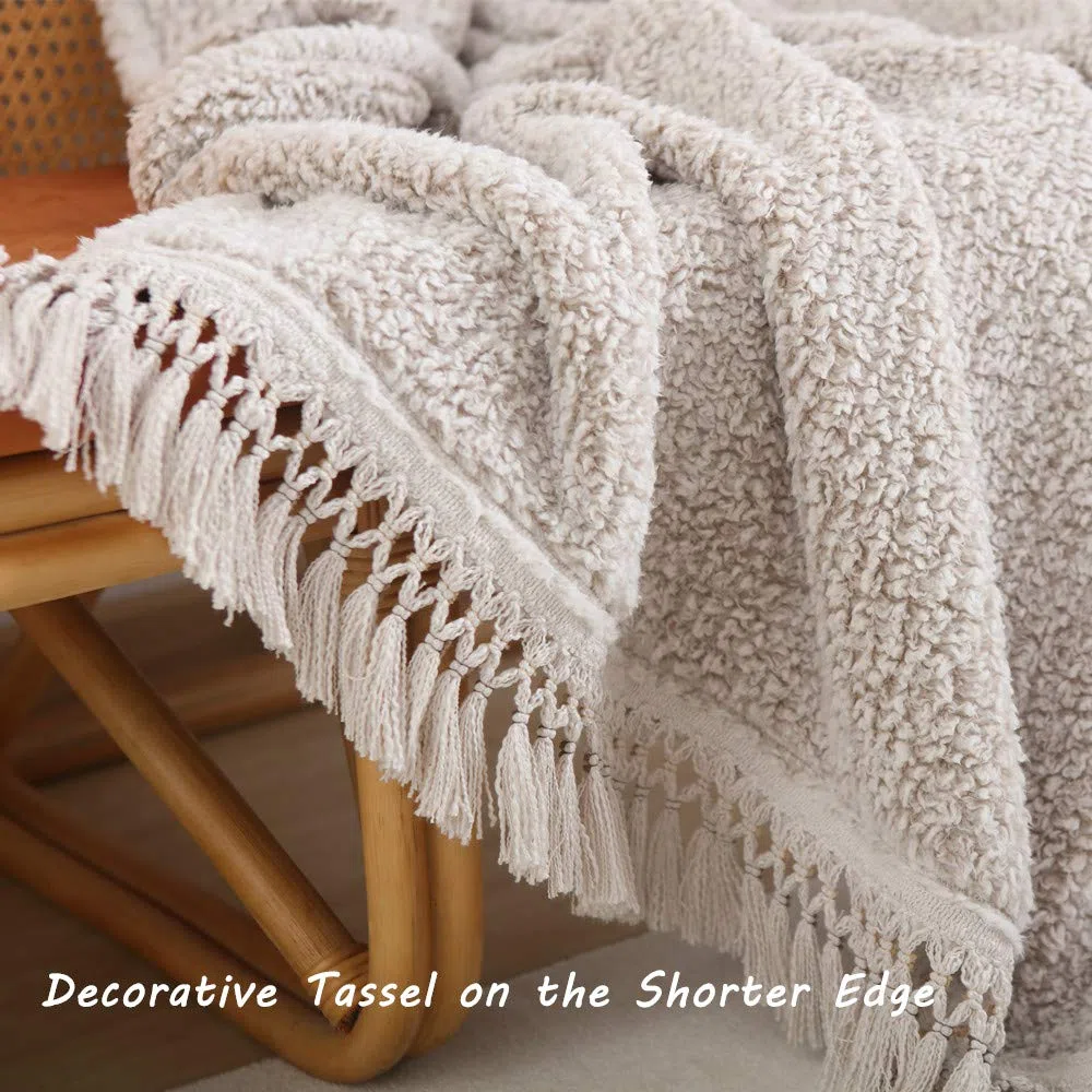 Ultra weiche, gemütliche Sherpa-Überwurfdecke, leicht, warm, dekorative Überwurfdecke mit Quaste, 2 Farbtöne, Ombre Dusty Brown Muster, wendbare Decke im Boho-Stil, für Sofa, Reisen, 152 x 203 cm