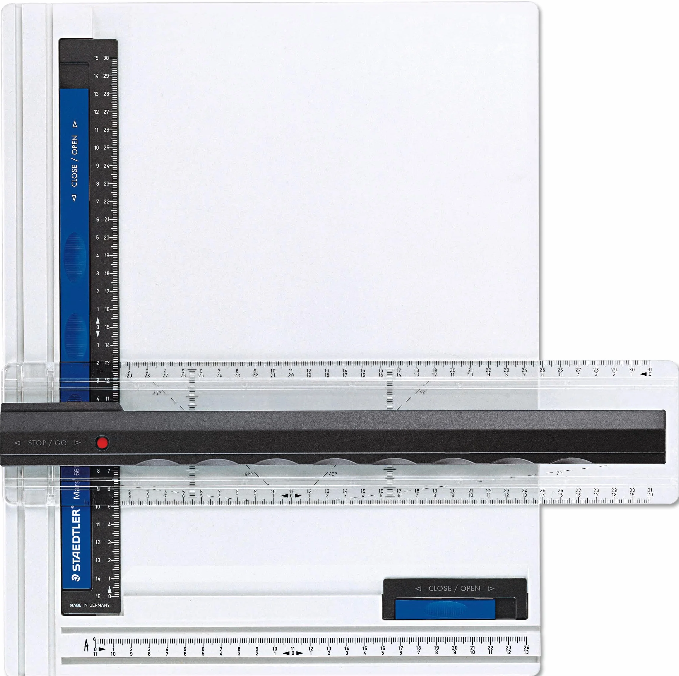 STAEDTLER Zeichenplatte Mars, DIN A4, hohe Qualität Made in Germany, weiß, aus schlag- und bruchfestem Kunststoff, Parallel-Zeichenschiene, Doppelnutführung, 661 A4