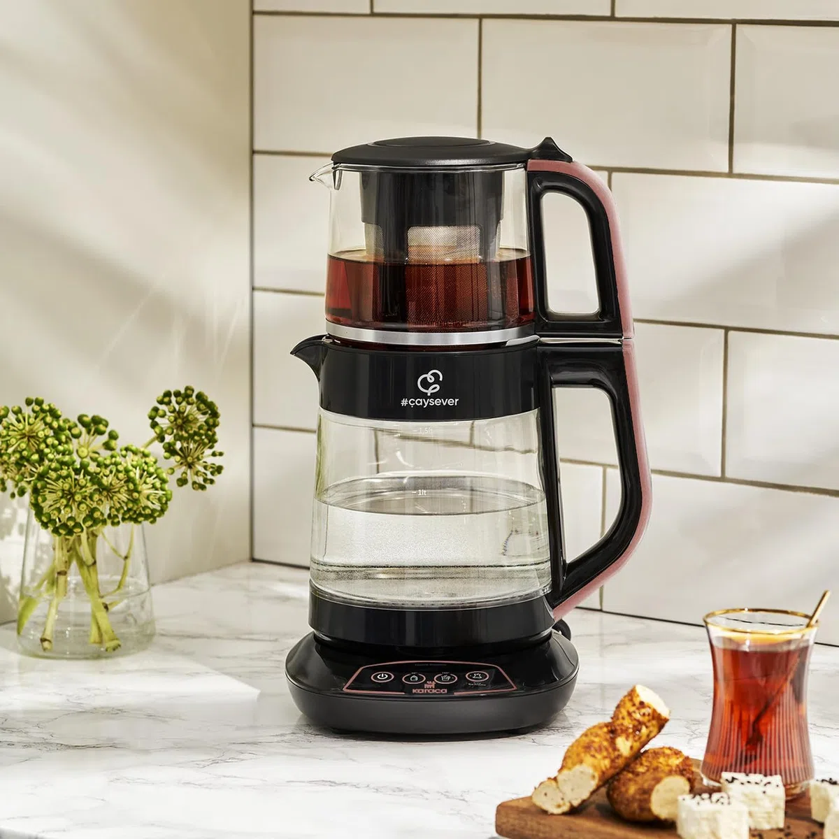 Karaca Çaysever 3-in-1 Glas-Teemaschine, Wasserkocher & Babynahrungswärmer, 1700W, Roségold, 0,8L Glasteekanne, 1,5L Wassertank, Englische Sprachfunktion, BPA-freing