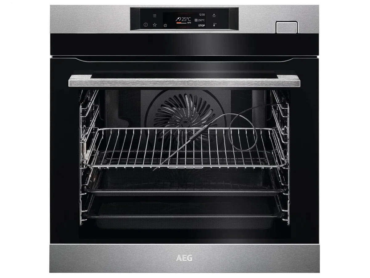 7000 SteamCrisp / Backofen mit Dampfunterstützung / Pyrolytische Selbstreinigung / Edelstahl mit Antifingerprint