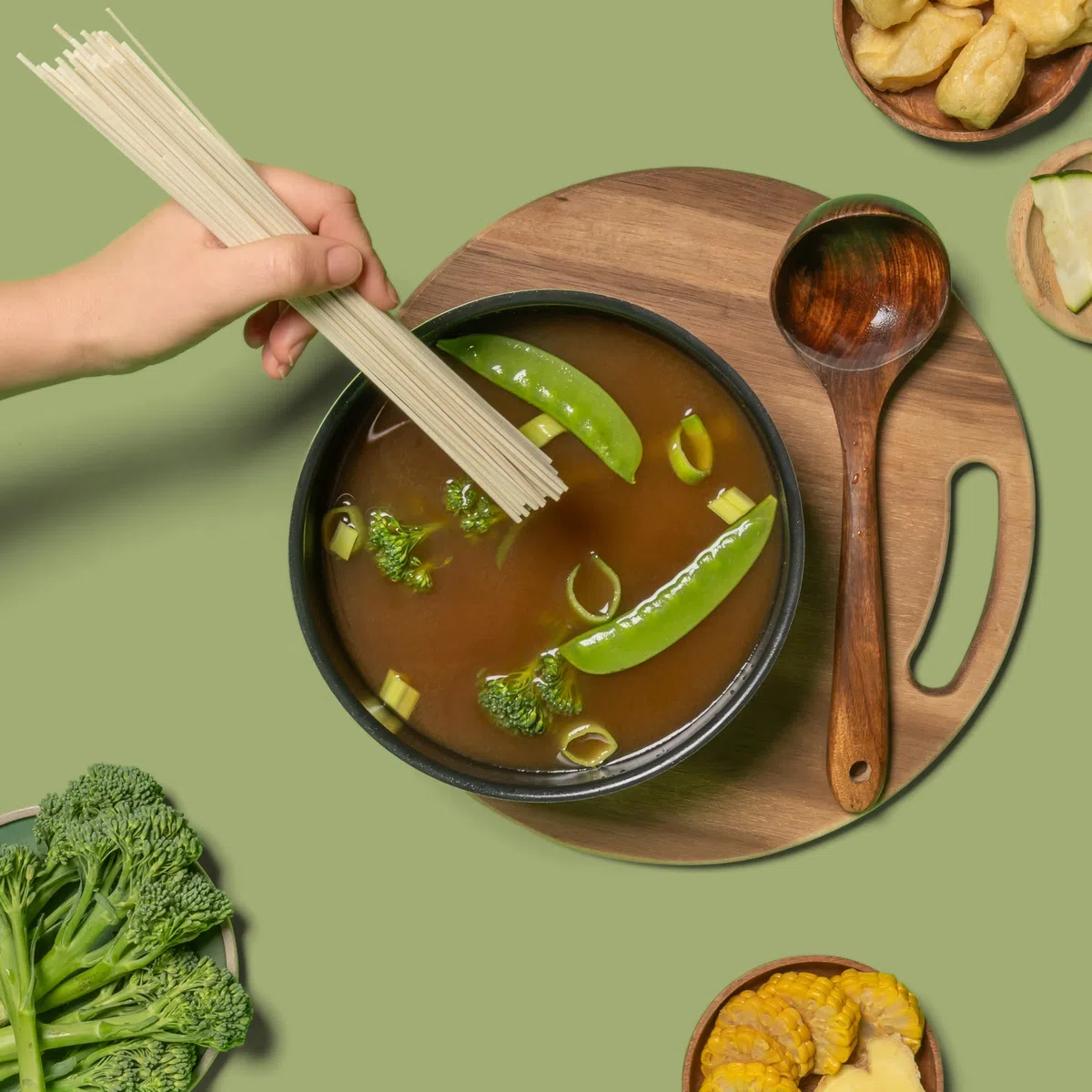 REISHUNGER Elektrischer Hot Pot mit Grillfunktion – für 2-4 Personen – 2 Liter Füllvolumen – Hot Pot mit Deckel – für Korean BBQ