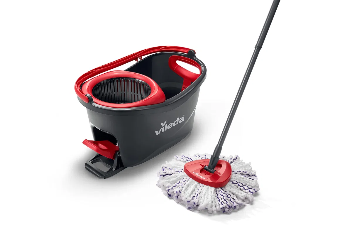 Vileda Turbo 3in1 Komplett-Set| Wischmopp mit Mikrofaser-Moppkopf gegen hartnäckigen Schmutz| Eimer mit Pedal-Schleuder -Für alle Böden| Entfernt 99 % der Bakterien,Teleskopstiel 85–123 cm |Mehrfarbig